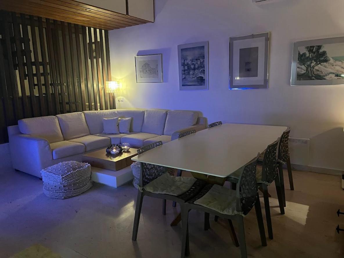 Vacation Family House On The Beach Stara Novalja Exterior foto